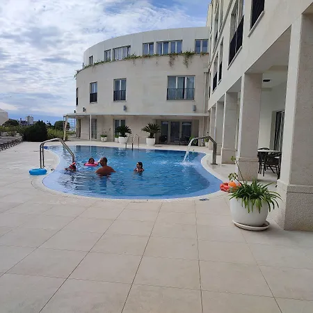 Luxusapartment Mit Meerblick, Pool Und Garage * Umag