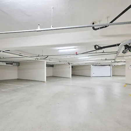 Luxusapartment Mit Meerblick, Pool Und Garage