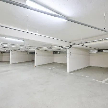 Luxusapartment Mit Meerblick, Pool Und Garage 아파트 우마그